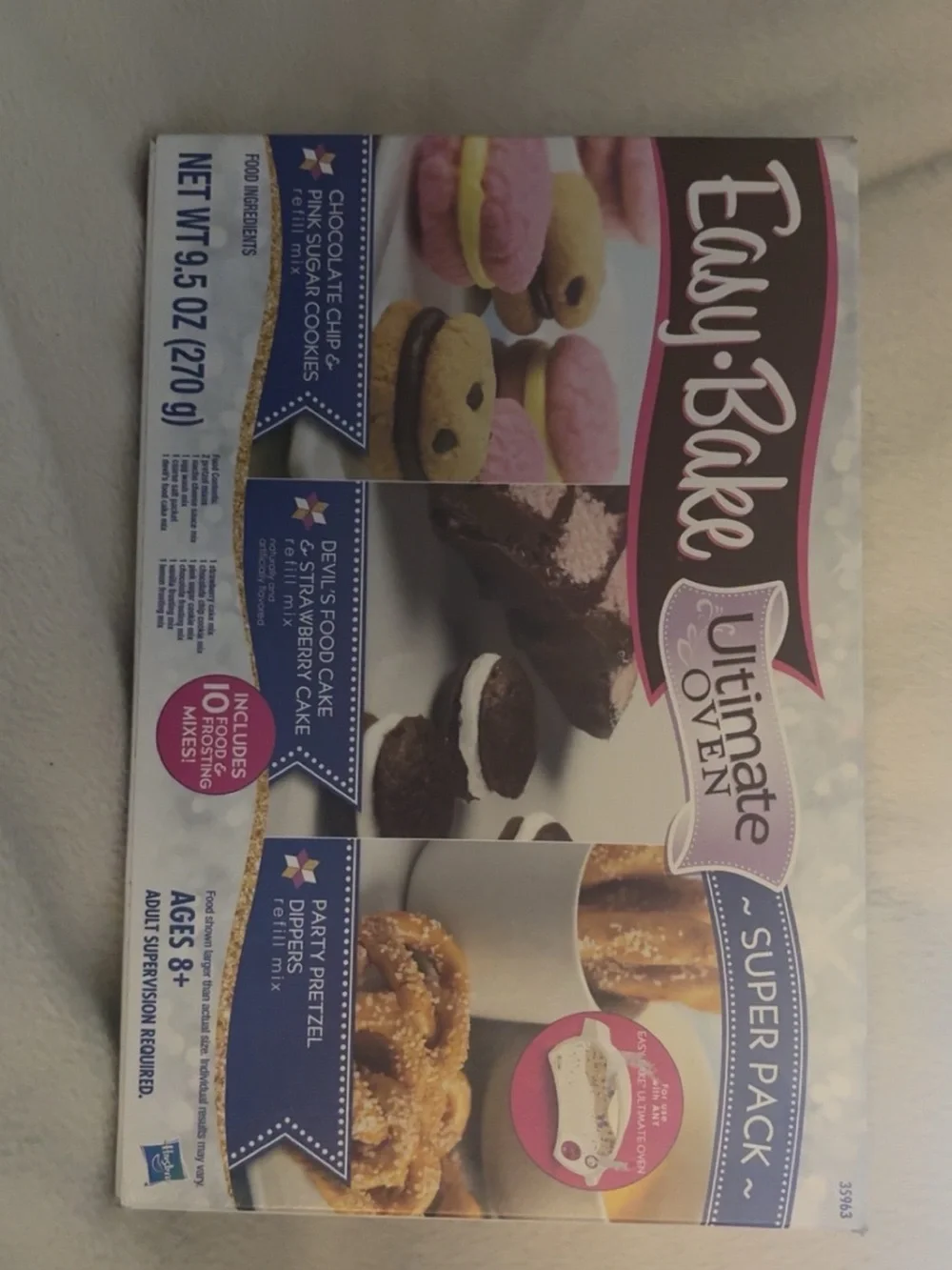 Vintage Easy-Bake Ultimate Oven Super Pack includes food frosting mix’s!
